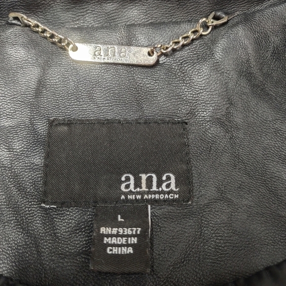 a. n. a  Women's Black Faux Leather Moto Jacket Size L - Picture 9 of 10